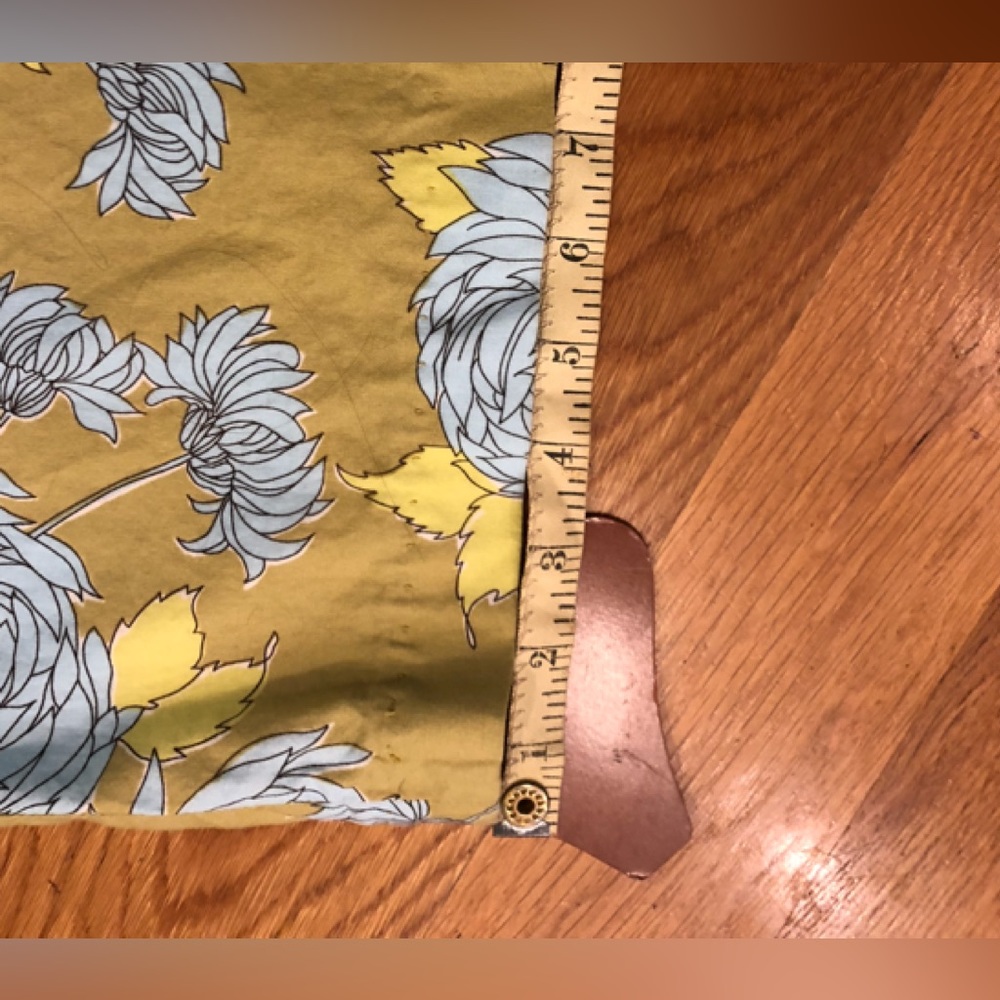 Handmade beautiful floral pants lightweight and fantastic;  Lilly Pulitzer style - Picture 3 of 8